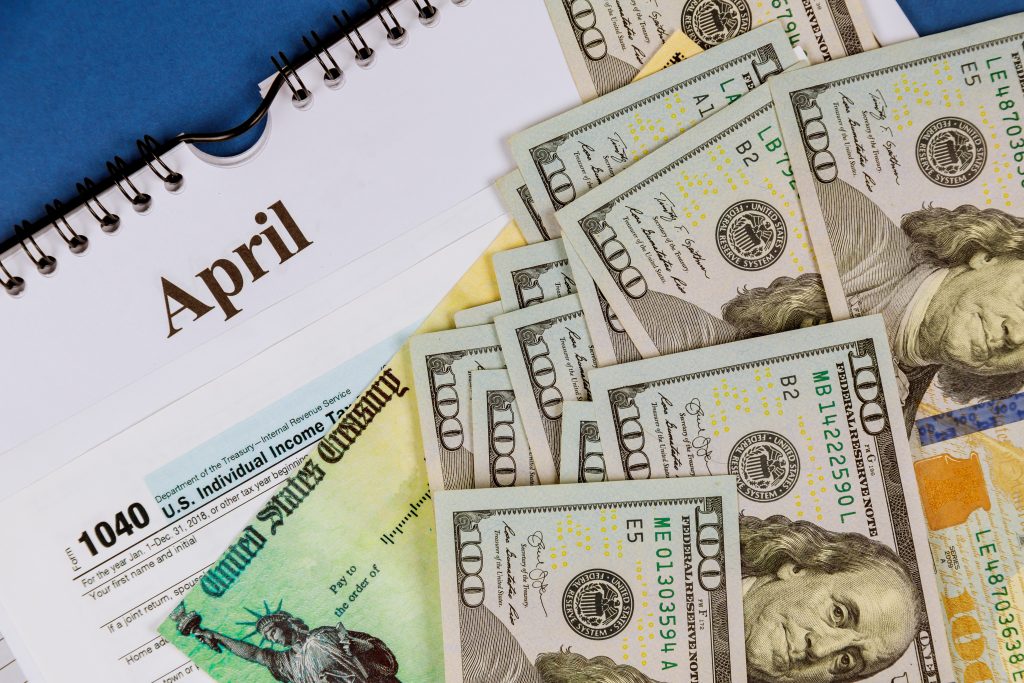 Tax Season is Here! Don’t Miss These 2024 Year-End Tax Tips - Strittmatter Wealth Management Group - Financial Blog